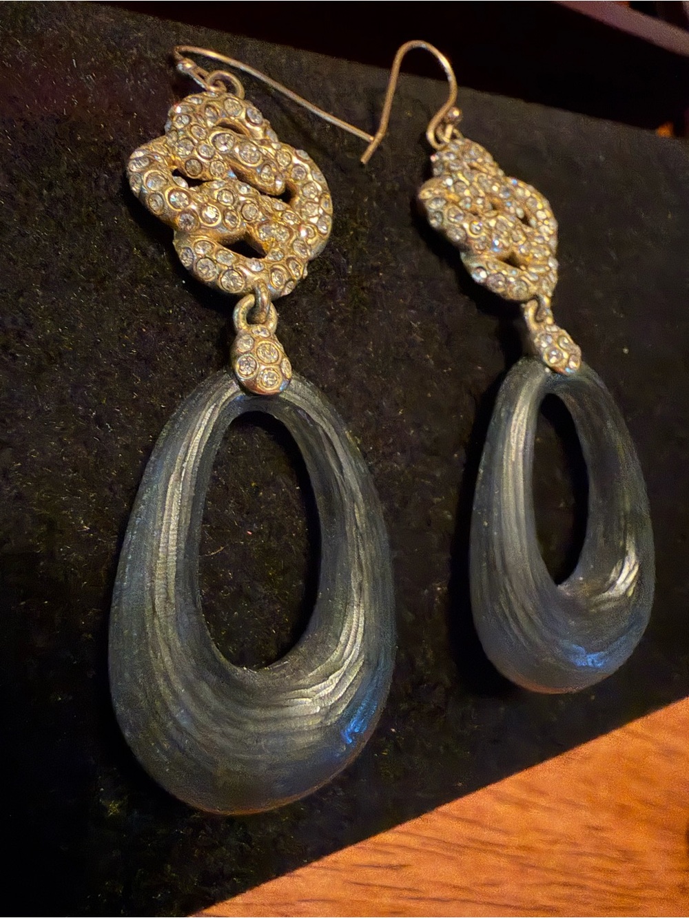 Alexis Bittar Gold Crystal & Black Lucite Dangle Earrings - Picture 8 of 10